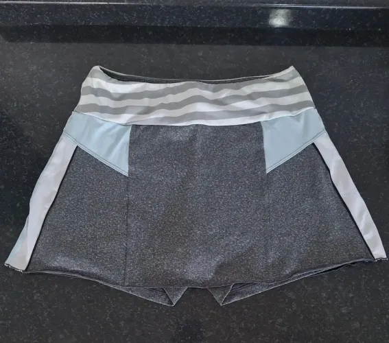 Short Saia de Academia
