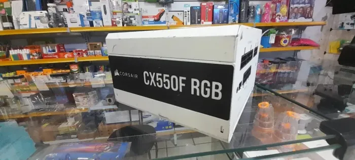 Fonte Corsair Cx550F RGB 80 plus  Bronze Pfc ativo com 3 cabos