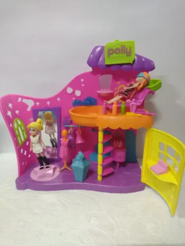 Polly em Spa / Salão/ loja com 2 bonecas em ótimo estado