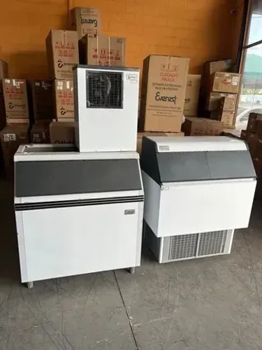 Maquina de Gelo cubo