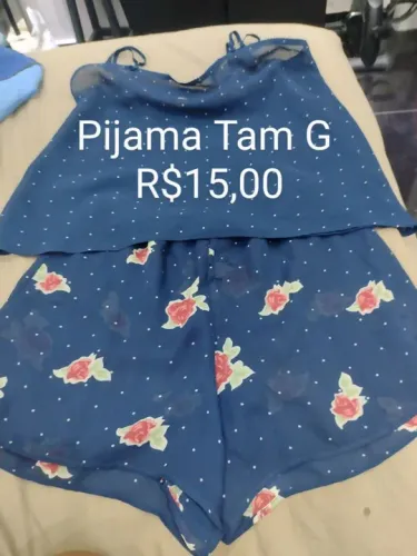 Pijama azul e 2 soutien 15,00 cada peca