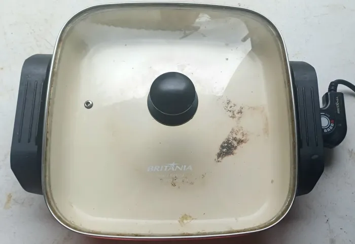 Panela Elétrica Britânia Super Chef Cerâmica 127v (Com Defeitos)