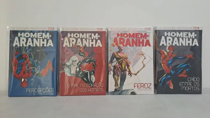MOBILE TOY MT 4 Coleção Definitiva Marvel Homem-Aranha HQs