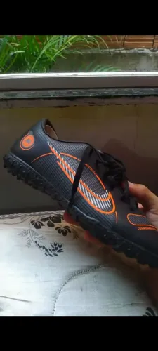 Society Nike NOVA + 1 Par NOVO de Meias Antiderrapantes