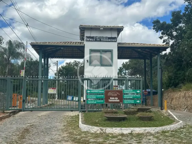 Lote no Condomínio Vale do Tamanduá em Santa Luzia MG / MY BROKER codigo: 110153