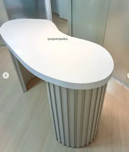 Mesa Orgânica para Atendimento - Escritórios - Consultórios