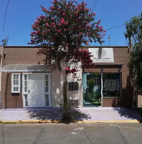 Casa comercial com grande potencial disponível para locação no Centro de São Leopoldo, pró