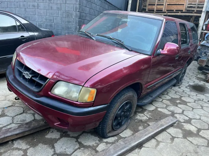 Sucata Blazer S10 2.2 8v 4x4 1996 vendo peças