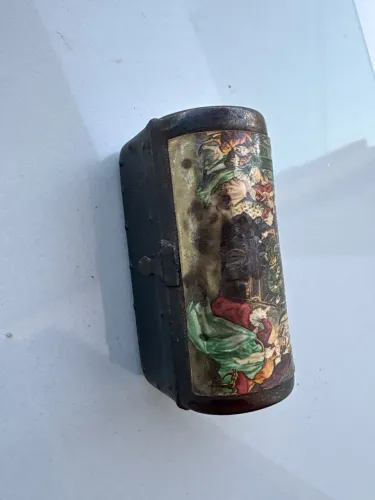 Caixa decorativa/ porta batom ANTIGUIDADE