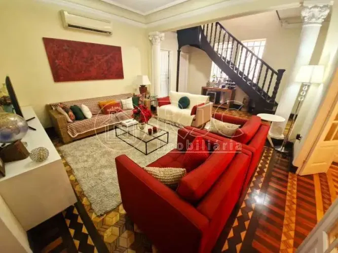 Casa espetacular com 4 qtos, , quintal com piscina e espaço gourmet em Tijuca - Rio de Jan