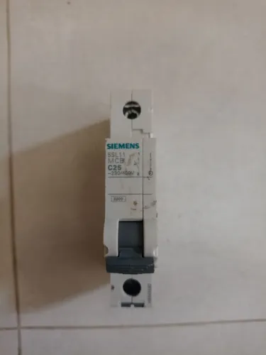 Disjuntores Siemens c25