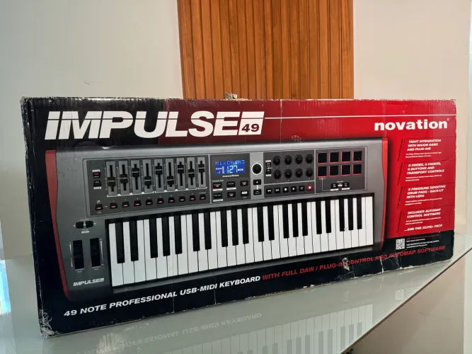 Teclado Controlador Novation Impulse 49 Teclas - MIDI USB