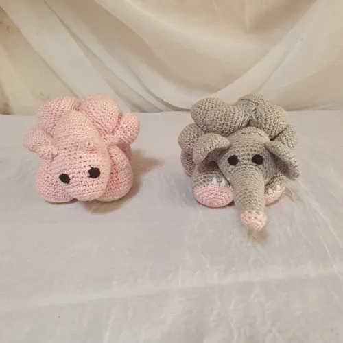 Motissuri 2 Pelúcias Amigáveis - Elefante e Porquinho