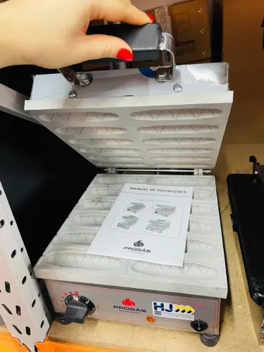 MB Prensa de crepe 12 cavidades Progás 