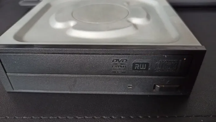 Drive CD Dvd Rw - Leitor e Gravador Cd Dvd - Sata - PC