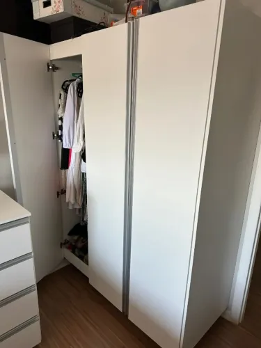 Guarda-Roupa Branco em MDF