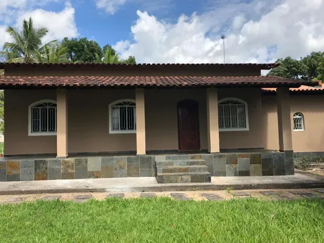Vendo Sítio em Itaboraí-RJ - 6.328,12m2 com 2 Casas, Piscina, Área Gourmet e Muito Mais!