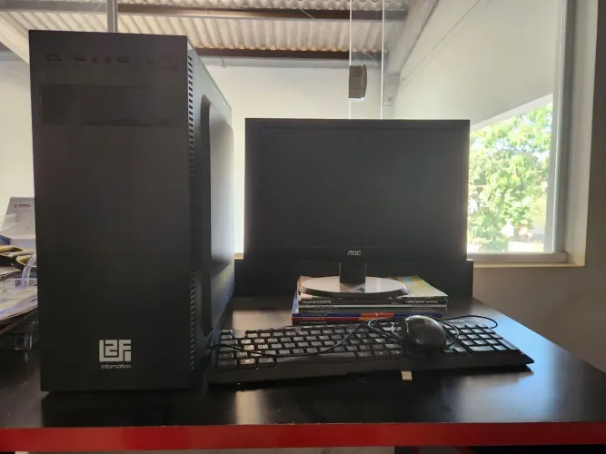 Computador PC completo Intel I3 8gb SSD 256GB monitor 19
