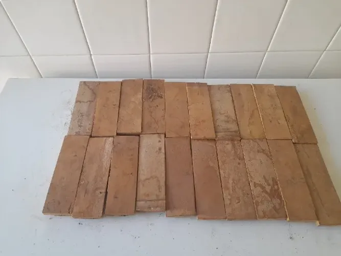 TACOS DE MADEIRA PARA PISO 16,5 CM X 5,5 CM 20 UNIDADES