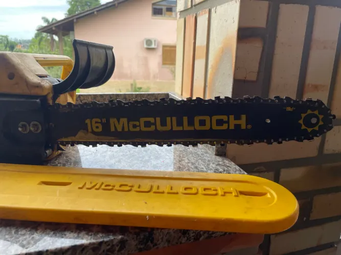Motoserra Elétrica a Óleo McCulloch