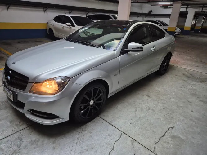 Mercedes-Benz C-180 CGI Coupe 1.8 16V 156cv Aut. 2012