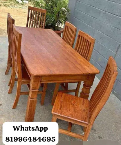 Mesa de Jantar de Madeira Maciça