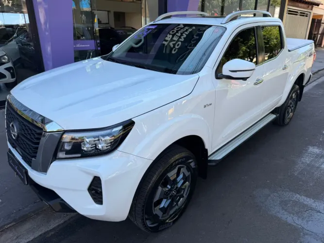 Nissan Frontier Platinum CD 4X4 2.5 TB Diesel 2024