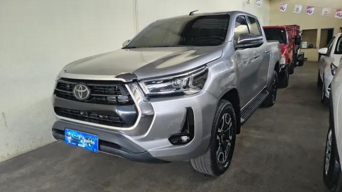 Toyota Hilux CD SRX 4X4 2.8 TDI 16V Diesel Aut. 2022