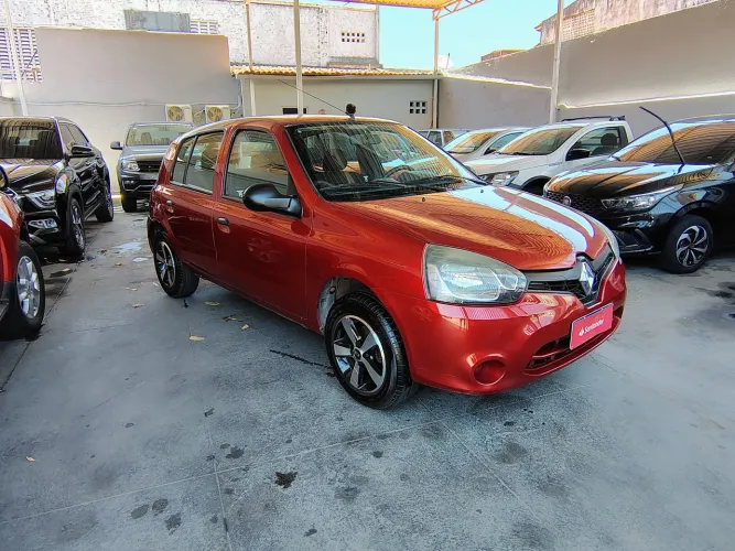 Renault Clio 1.0 ano:2013, completo, troco, financio, loja em Fortaleza 
