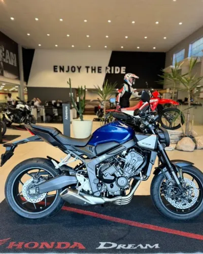 Honda CB 650R E-Clutch 2026 0km - Por Pedido - Autorizada Honda Dream