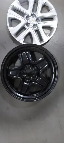 Jogo de rodas mais calotas Tracker 25/26 aro 17