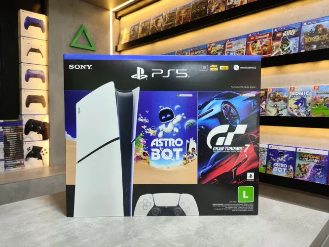 PlayStation 5 Novo Slim + 2 Jogos Astro Bot e Gran Turismo 7
