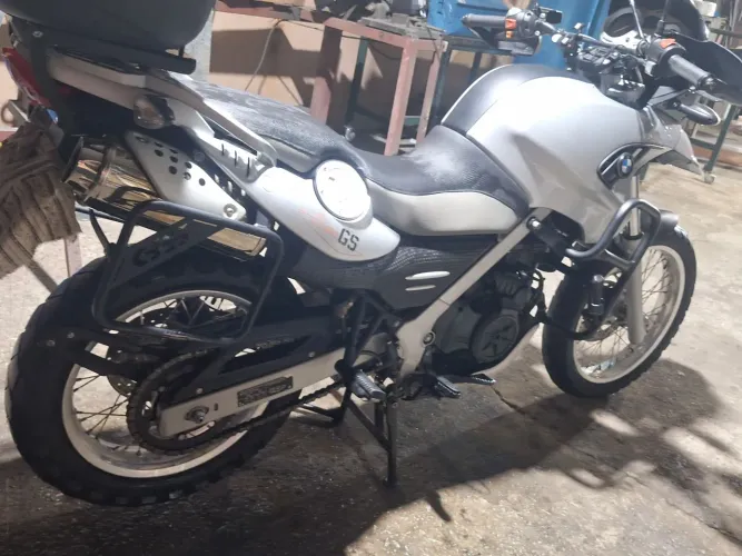 Moto bem conservada sem detalhe tá no meu nome só pegar e andar