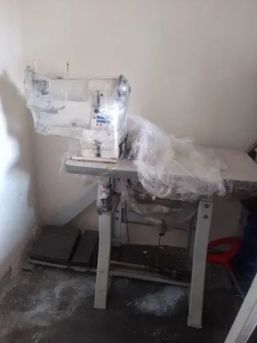 Maquina de Costura de Braço Industrial