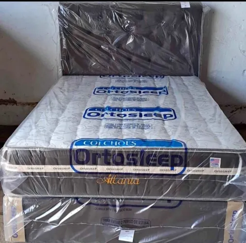 Cama solteirão/ viuvao com cabeceira 