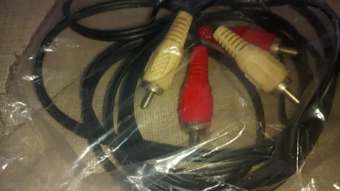 Cabo 2+2 Rca Áudio 1,5 M-USADO