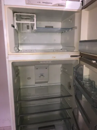 Geladeira para conserto 