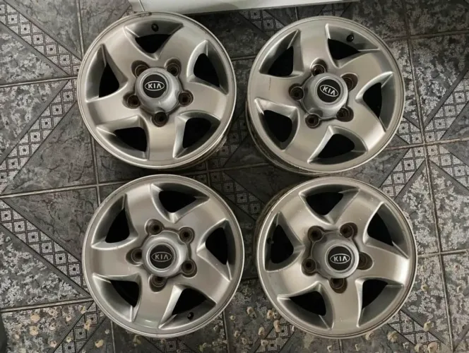 Rodas de liga 15 5 x 139,7