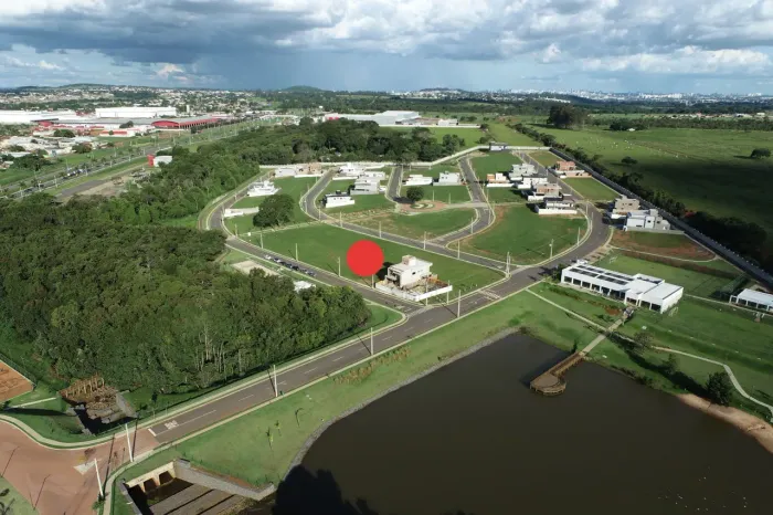 Lote Condomínio Parqville Quaresmeira