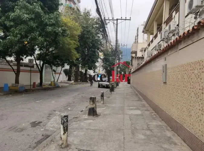 Terreno-À VENDA-Vila Isabel-Rio de Janeiro-RJ