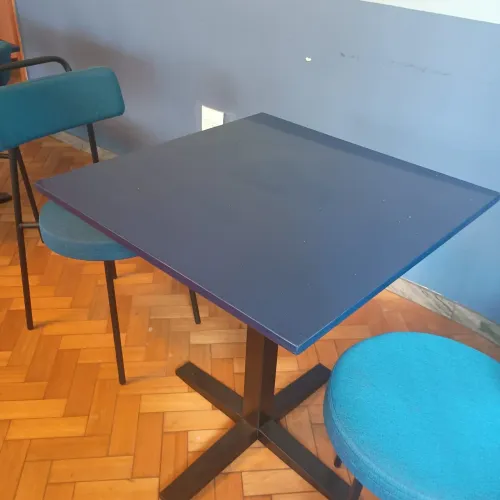 Conjunto Azul - Mesa e 2 Cadeiras (Cafeteria, Varanda Gourmet ou Bistrô)