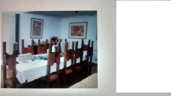 Mesa De Madeira Maciça (+) 10 Cadeiras Madeiras Maciça (Usado)
