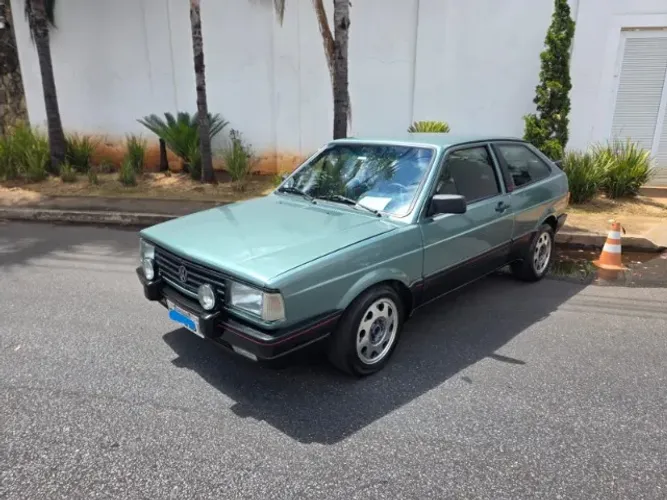 Volkswagen Gol Geração I GTS 1.8 8V Álcool Mec. 2P 1990