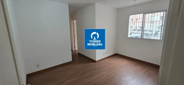 Neves - Apartamento de 2 quartos no primeiro andar no Cond. Viva Mais.