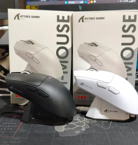 Mouse attack shark x11 preto ou branco