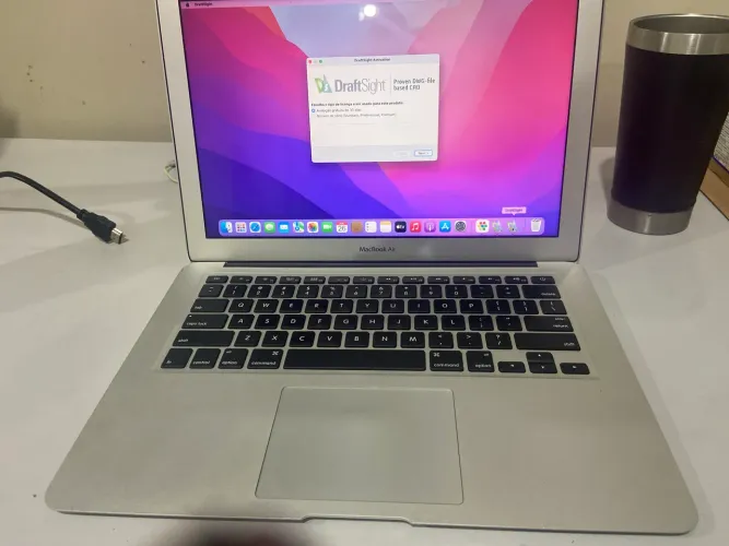MacBook Air 13 2018 impecável 