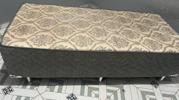 Cama box de solteiro 