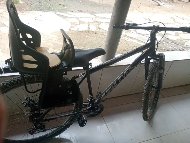 Vendo uma bicicleta aro 29