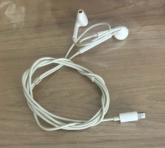Fone de ouvido IPhone