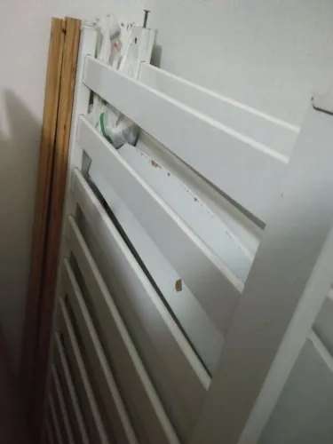Berço, vira cama , ( vai com 2 colchões 